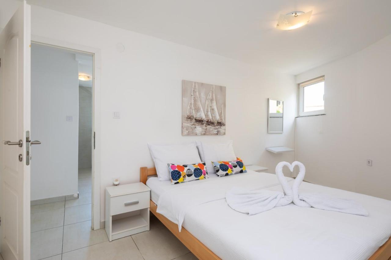 Estella Villa Apartments Rogoznica  Exteriér fotografie